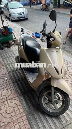 Honda Lead Fi date 2012