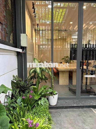 Cho thuê mặt tiền Trần Doãn Khanh - Q1 - 300m2-full nội thất-80tr