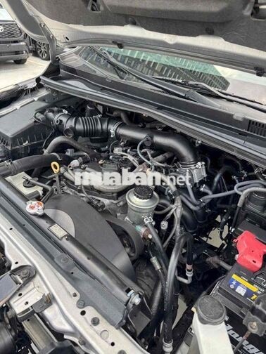 Toyota Innova 2017 2.0E 89.000km Bạc