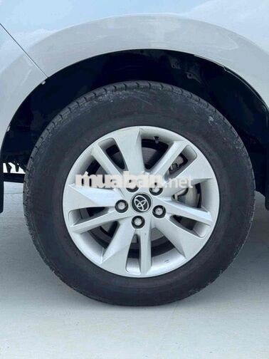 Toyota Innova 2017 2.0E 89.000km Bạc
