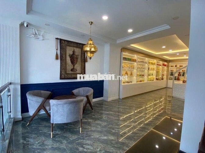 CHO THUÊ NHÀ 6 TẦNG THANG MÁY - 600M2 SÀN - MẶT TIỀN LÊ QUANG ĐỊNH