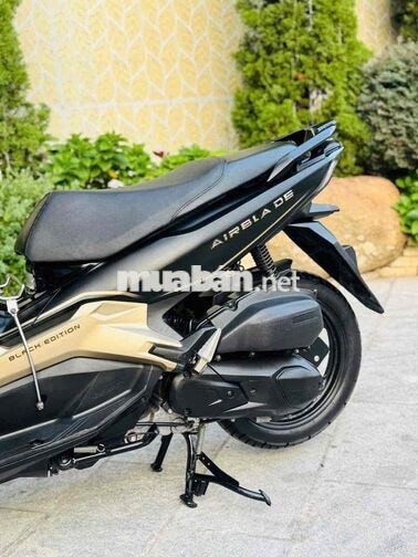 Honda Airblade 125fi 2022  Đen nhám bao tên ra b