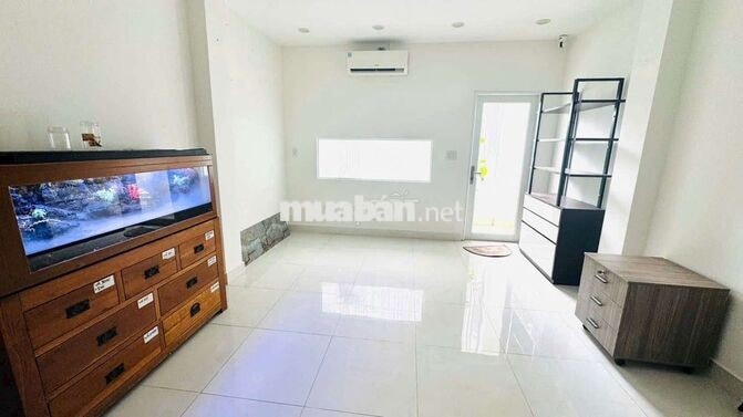 biệt thự mặt tiền đường 19 KDC bình hưng DT 6m x 24m 2 lầu