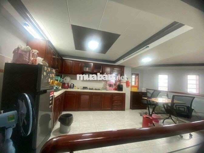 CHO THUÊ PHÒNG LẦU 1 TRONG NHÀ NGUYÊN CĂN
