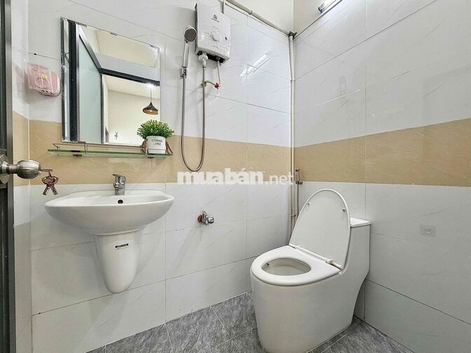 CHDV 2 PHÒNG NGỦ - NGAY LUỸ BÁN BÍCH - PHÒNG MỚI, RỘNG 50m2