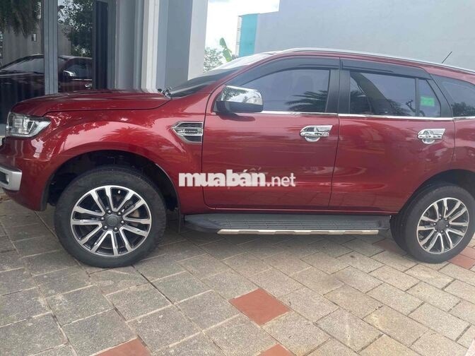 Ford Everest 2021 Titanium 8 vạn km Đỏ