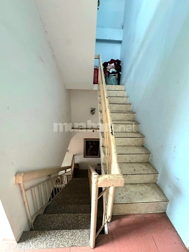 BÁN NHÀ CHỮA BỆNH CHO MẸ - 61M2 - 3 TẦNG - 6.59 TỶ - HOÀN CÔNG - SHR