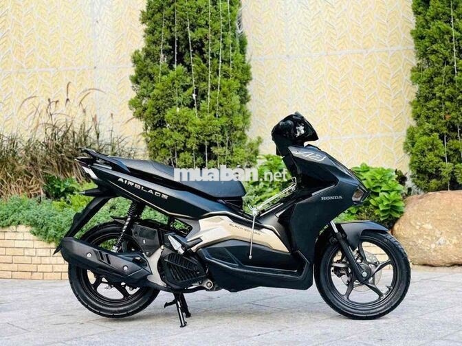 Honda Airblade 125fi 2022  Đen nhám bao tên ra b