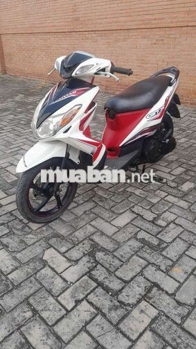 Yamaha Luvias GTX Trắng Đỏ