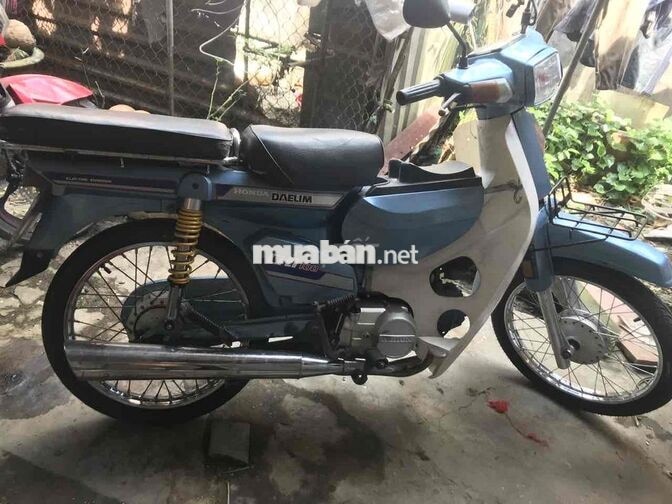 Daelim Citi 1996 màu xanh