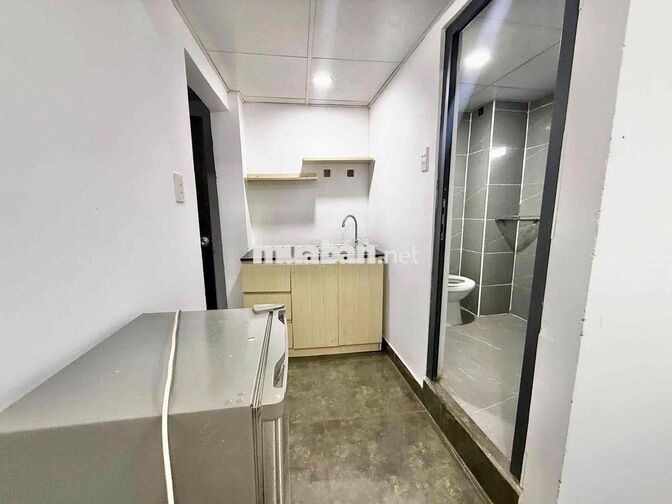 STUDIO CỬA SỔ TRỜI - THANG MÁY - NGAY CV HOÀNG VĂN THỤ