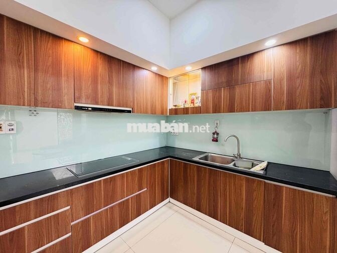 Nhà đẹp mới 3 tầng Bùi Trang Chước- Hoà Xuân 17tr đủ nội thất
