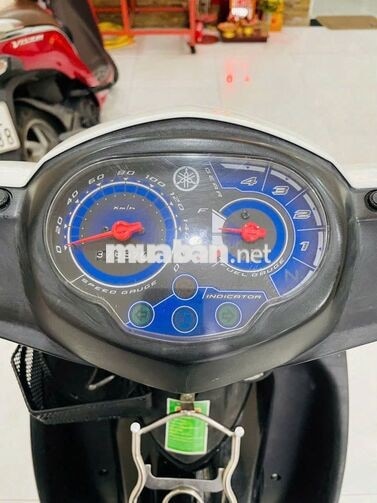 Yamaha Sirius FI 37.900km Trắng đen-chính chủ