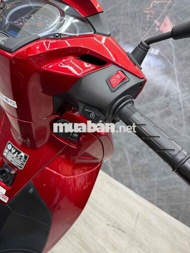 HONDA SH300I 2017 NHẬP Ý MÀU ĐỎ
