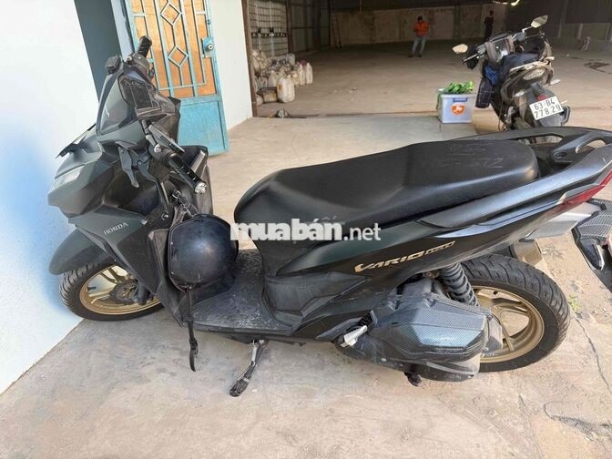 HONDA VARIO 150 ĐEN NHÁM