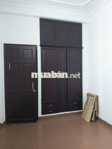 PHÒNG CHO 1 NGƯỜI Ở 14M2 TRONG NHÀ BIỆT THỰ SÁT GIGAMAIL AN NINH TỐT