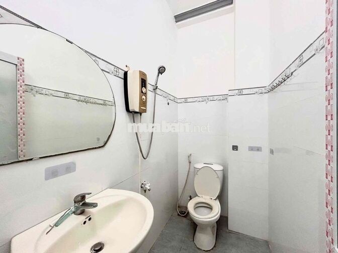 căn hộ Ban Công Tách Bếp Full Nội Thất Ngay Bà Hom - Chợ - Phú Lâm