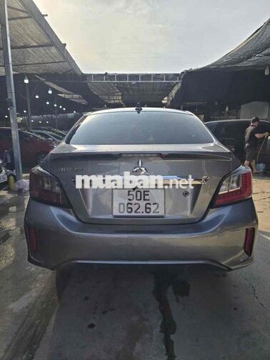Mitsubishi Attrage 2022 Premium 69000 km Xám