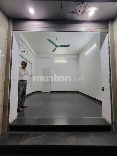 cho thuê mật bằng tầng 1 khoảng 20m2 tại 164 vương thừa vũ, gần trường