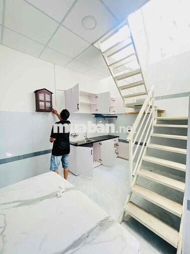 Cho Thuê Nhà Quận 10 38m2 Trệt Lầu 2 Phòng 2 Máy Lạnh - 12 Tr