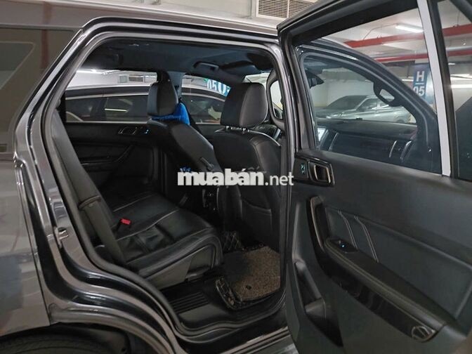 Ford Everest 2019 7 chỗ Dầu Tự động 68.000 km