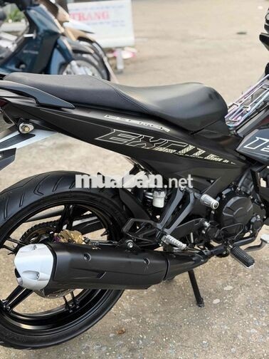 Yamaha Exciter màu đen