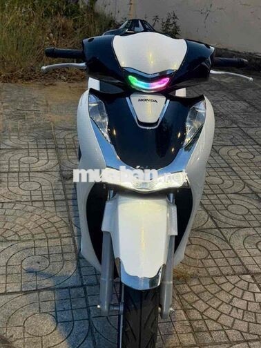Honda SH 125i 2025 màu Trắng phanh abs odo 6k km