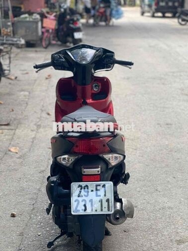 Honda Vision màu Đen đỏ 2015máy zin chạy êm