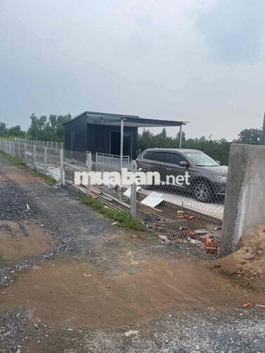 Chính chủ kẹt tiền bán Nhà Vườn sắp lên thổ 2 MT ***