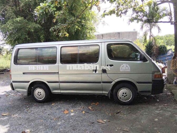 Toyota Hiace 2005 Xanh