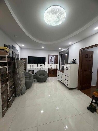 Cần Bán Căn Hộ Chung Cư Nhiêu Tứ 1