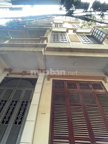 Cho thuê nhà 5T 55m2 , ngõ PL ô tô vào nhà, phố Hoàng Quốc Việt