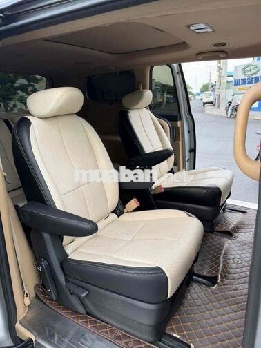 Kia Sedona 2017 Full máy dầu xe đẹp rin 100%