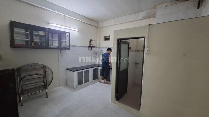 Chính chủ cho thuê căn hộ đường Bùi Hữu Nghĩa, Quận 5 TPHCM