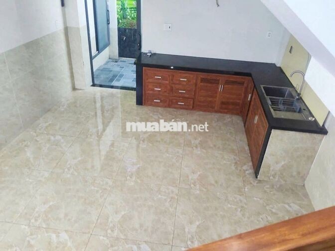 Cho thuê nhà nguyên căn đẹp mặt đường tân chánh hiệp, q12