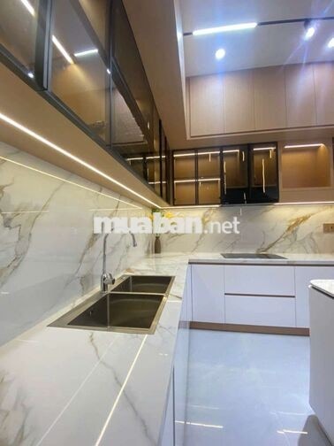 NHÀ MỚI ĐẸP NAM HOÀ XUÂN PHÙ HỢP CHO KHÁCH NƯỚC NGOÀI