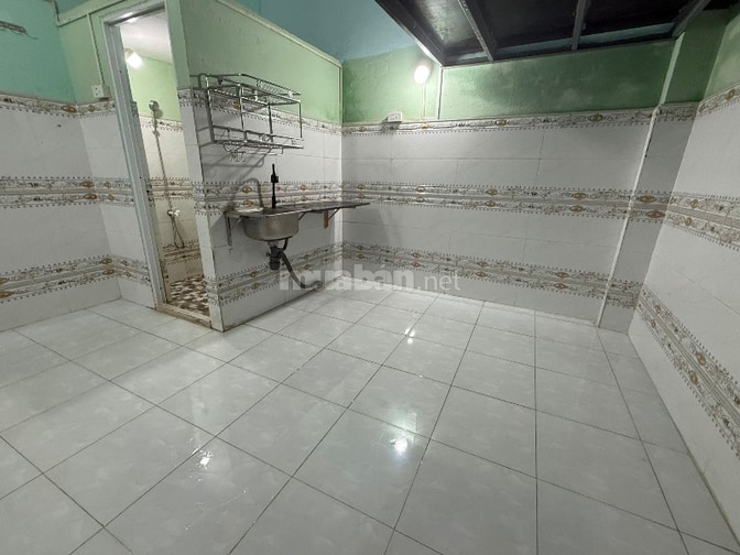 Phòng gần trường HUIT đi bộ 5ph  - Tiện ích:  + Phòng trọ gần siêu thị