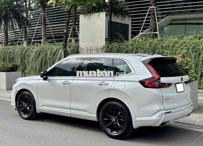 Honda CR-V e:HEV Hybrid 9.700 km Trắng