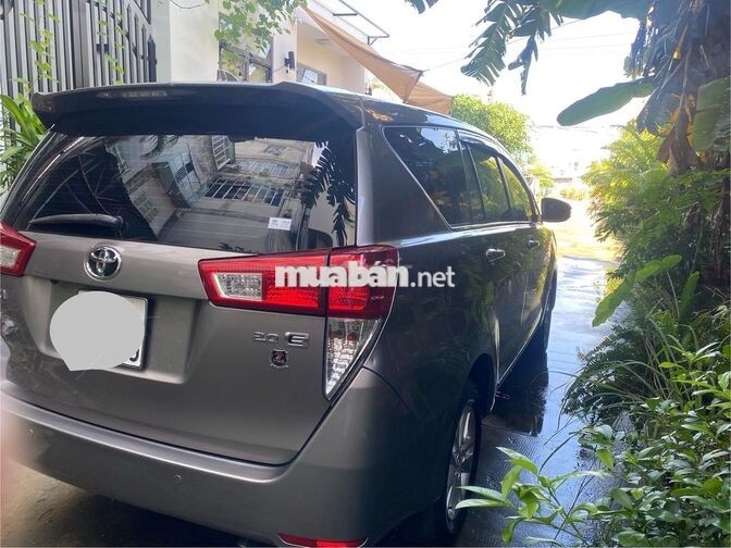 Toyota Innova 2019 2.0E Xám