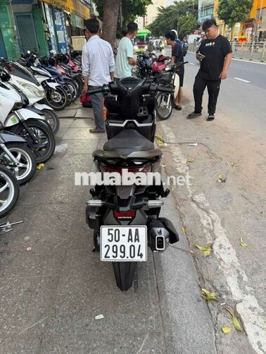 Honda Vario 125 2024 xám đen đã sử dụng