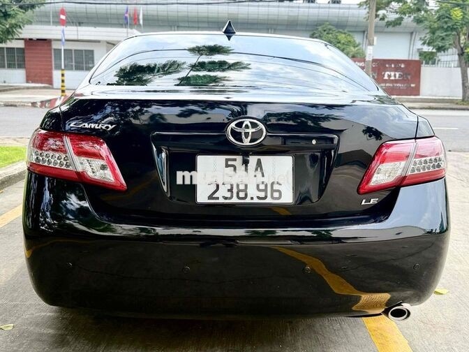 Toyota Camry LE 2.5at 5 chỗ Đen nhập mỹ