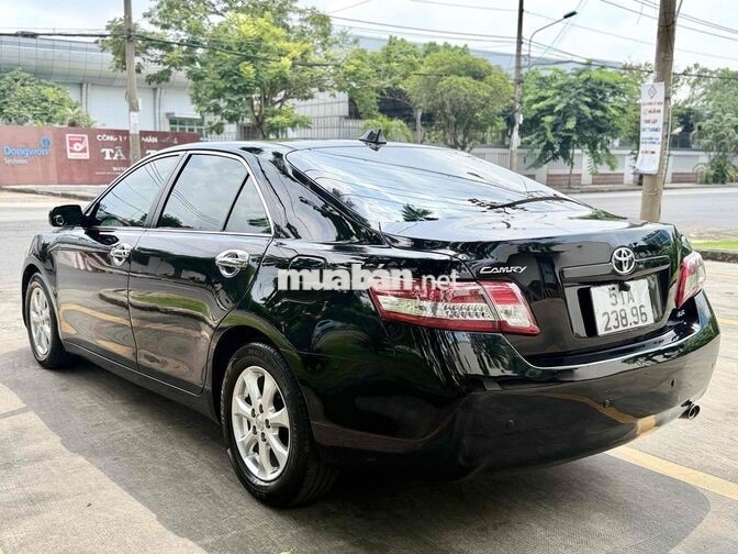 Toyota Camry LE 2.5at 5 chỗ Đen nhập mỹ