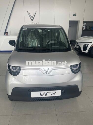 Ô tô điện VinFast VF 2 màu bạc