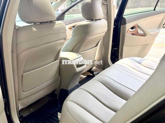 Toyota Camry LE 2.5at 5 chỗ Đen nhập mỹ