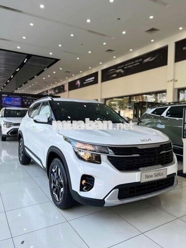 Kia New Seltos 5 chỗ Xăng Tự động Trắng