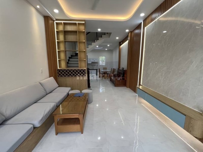 Bán Nhà Phố Đẹp - Bưng Ông Toàn quận 9 chỉ 5ty7