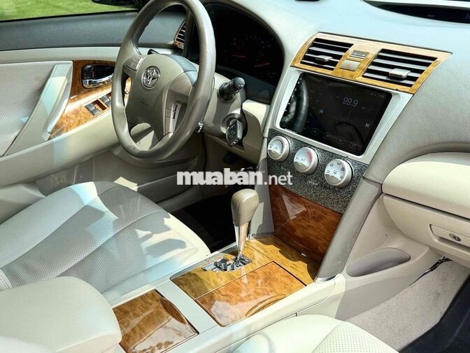 Toyota Camry LE 2.5at 5 chỗ Đen nhập mỹ