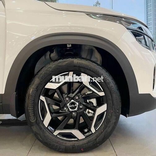 Kia New Seltos 5 chỗ Xăng Tự động Trắng