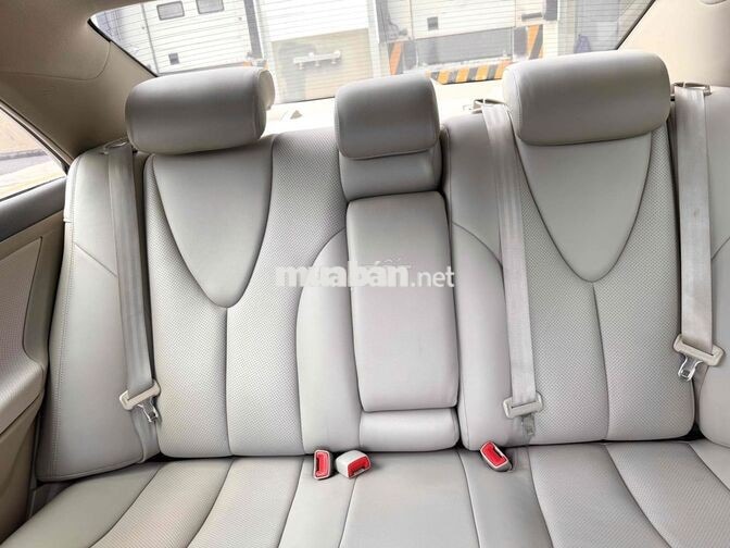 Toyota Camry LE 2.5at 5 chỗ Đen nhập mỹ