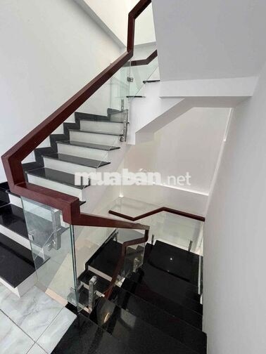 CẦN CHO THUÊ NHÀ NGUYÊN CĂN 38/14 ĐƯỜNG SỐ 22 LÊ VĂN QUỚI 6x9 HXH